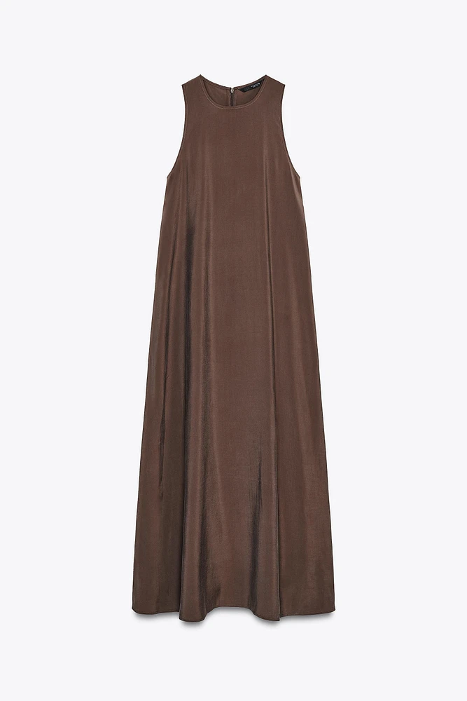 ROBE MI-LONGUE FLUIDE À VOLUME