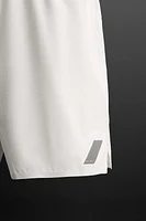SHORT DE RUNNING STRUCTURÉ