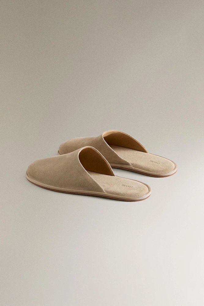 LEATHER MULE SLIPPERS