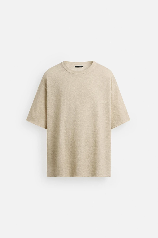 TEXTURED PRINT KNIT T-SHIRT