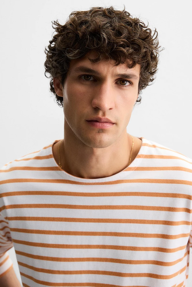 T-SHIRT JACQUARD RAYURES