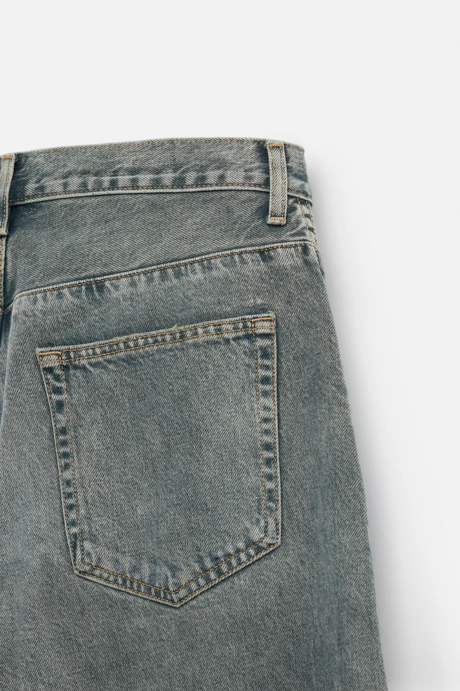 BAGGY FIT JEANS WITH SEAMS