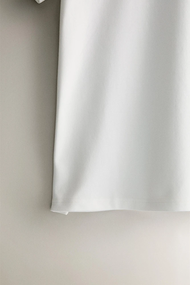 T-SHIRT MANCHES COURTES