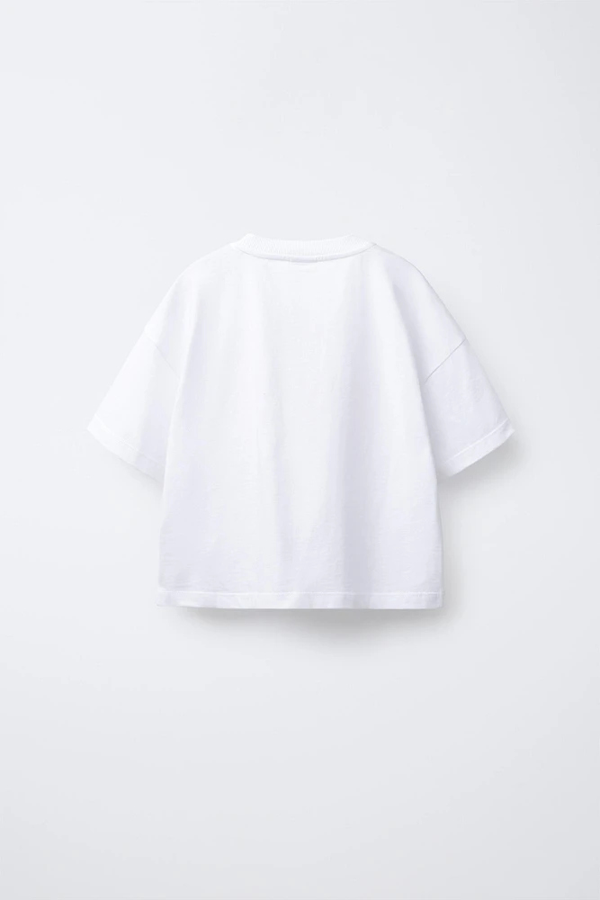T-SHIRT À INSCRIPTION IMPRIMÉE