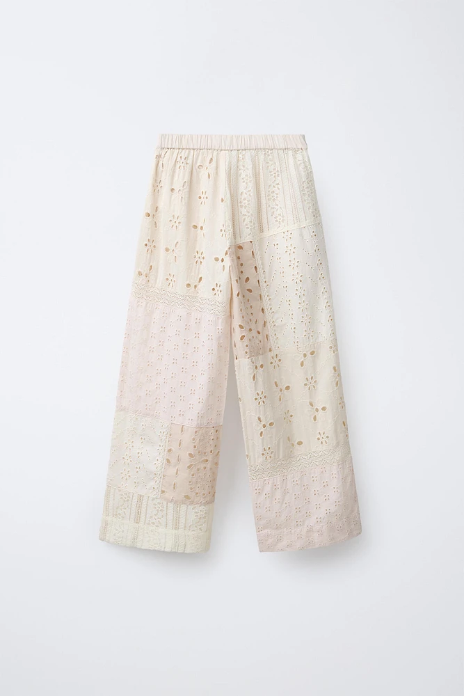 PANTALON DROIT PATCHWORK BRODERIE SUISSE