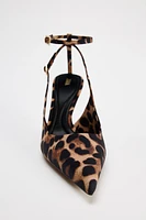 CHAUSSURES À TALONS ET BRIDES ARRIÈRE AVEC IMPRIMÉ ANIMALIER