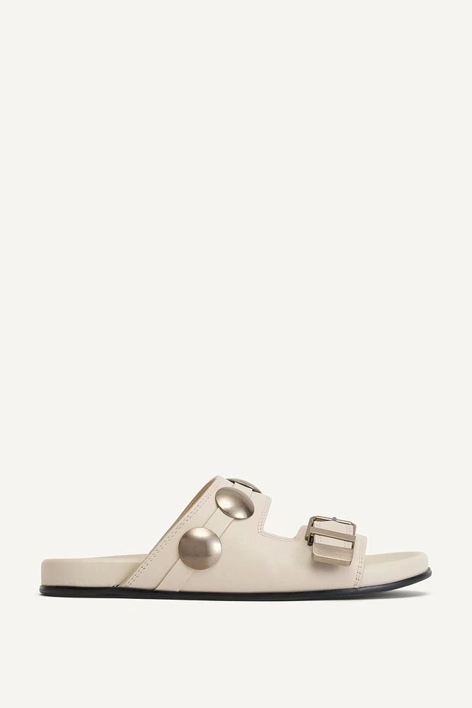 LTHR STUDDED SANDALS 14