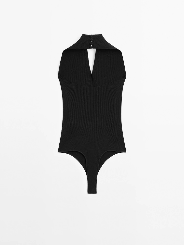 Knit halter bodysuit with V-neck - STUDIO
