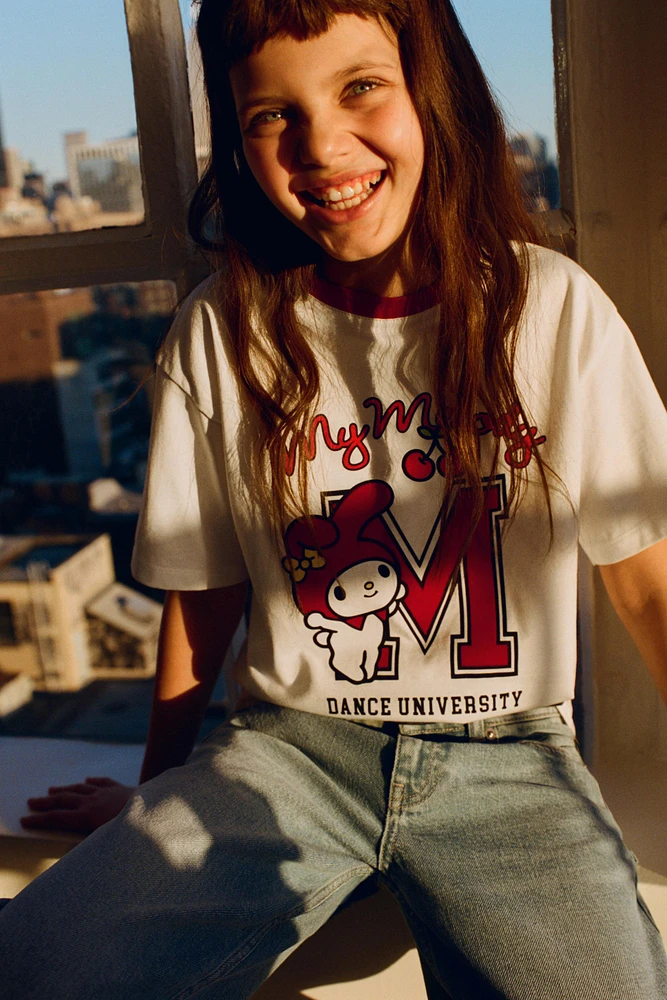 MY MELODY AND CINNAMOROLL © SANRIO FLOCKED T-SHIRT