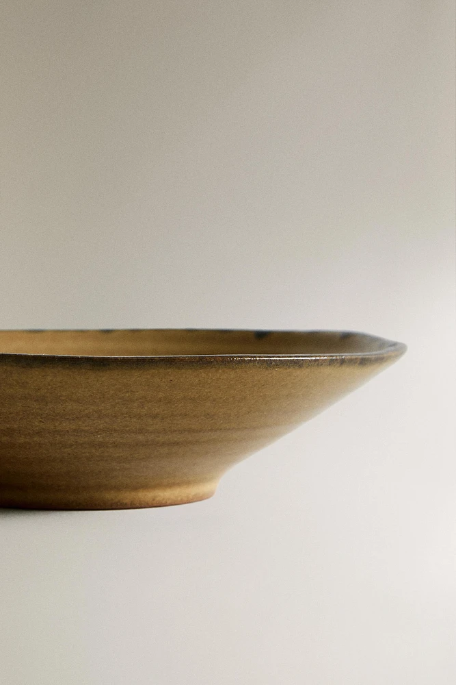 EARTHENWARE BOWL WITH CONTRAST RIM