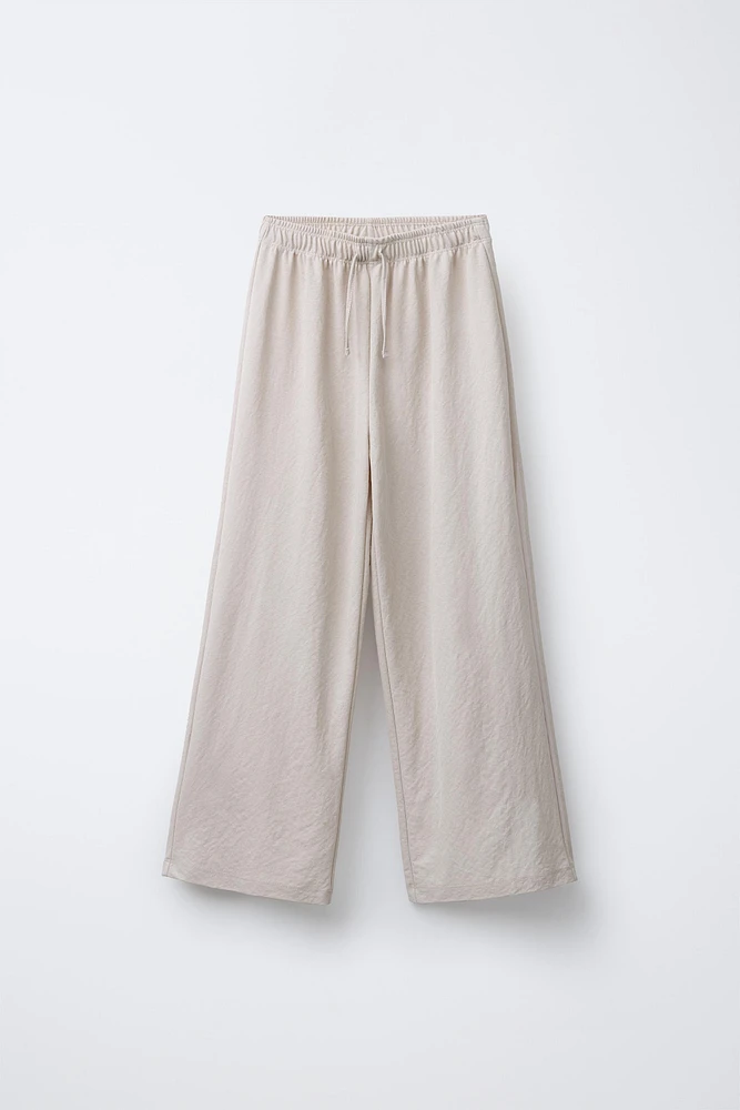 FLOWY WIDE LEG PANTS