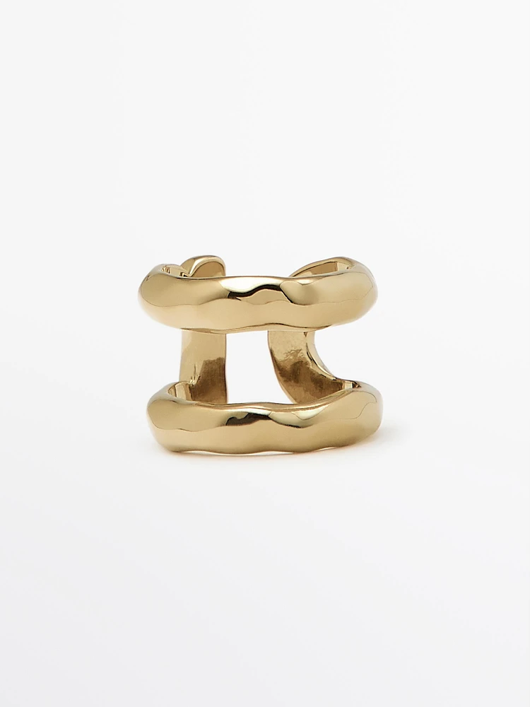 Horseshoe ring