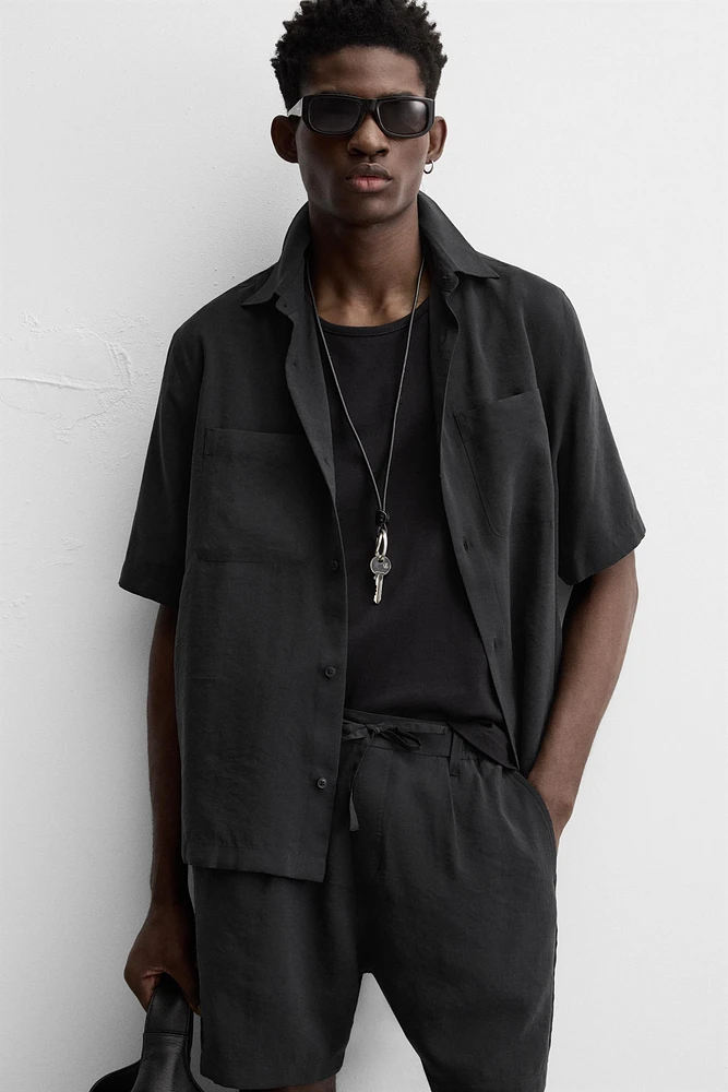 BERMUDA REGULAR FIT COURTE