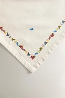 LEAF PRINT TABLECLOTH