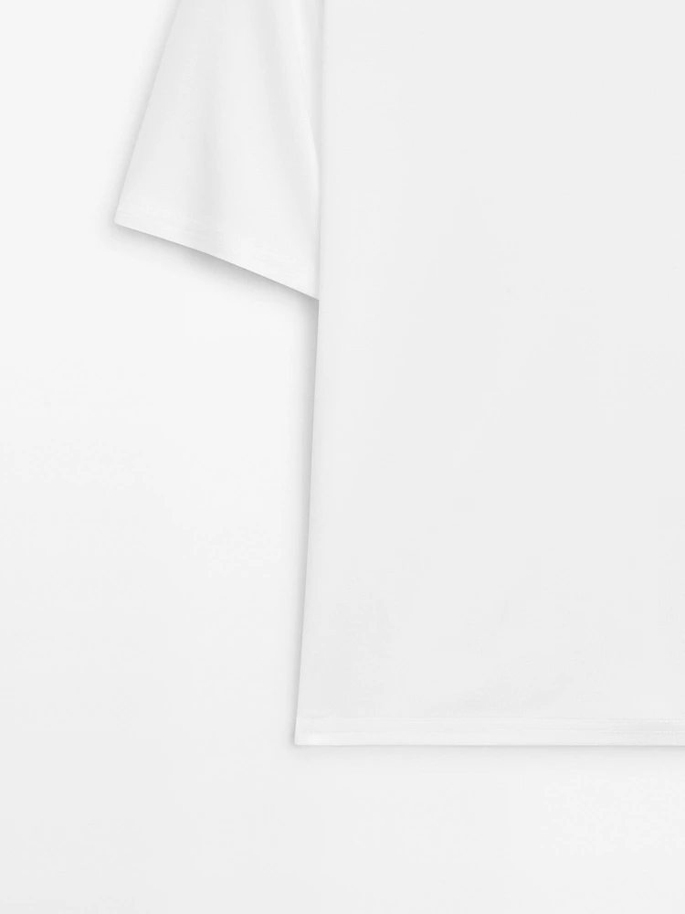 T-shirt manches courtes couture dos