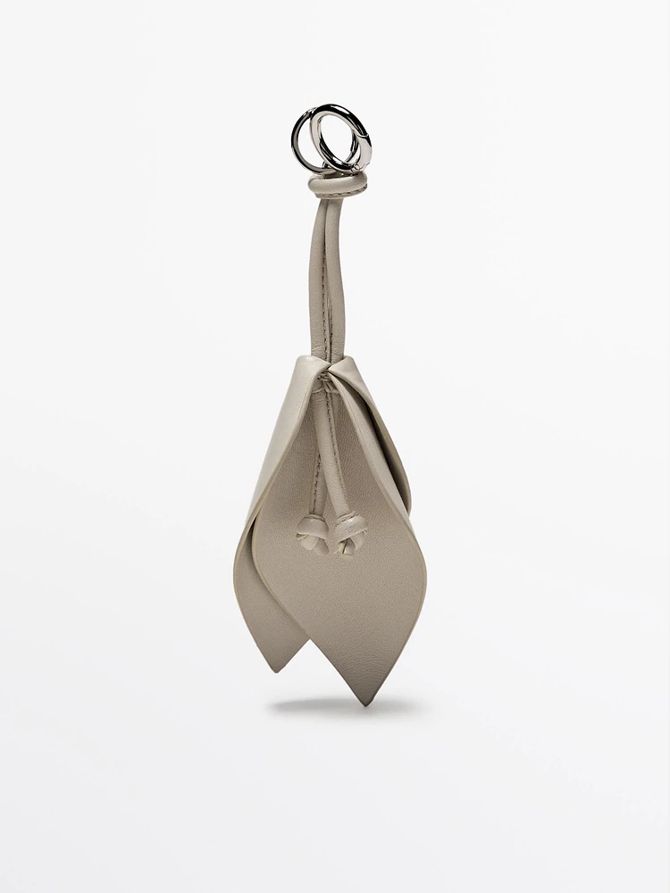 Nappa leather flower keyring