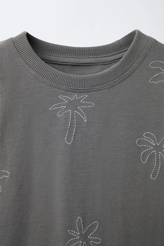 EMBROIDERED T-SHIRT