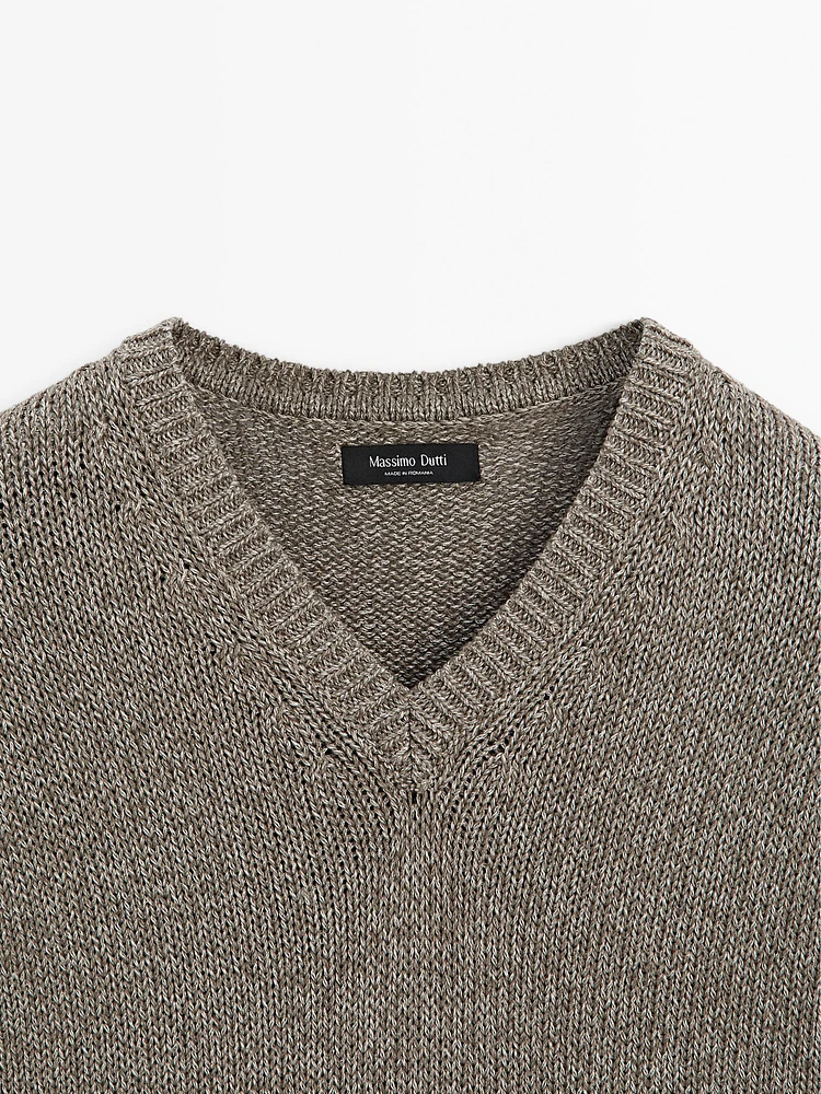 Pull en maille à col V chiné