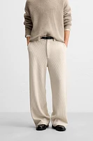 PANTALON COUPE LARGE EN VELOURS CÔTELÉ