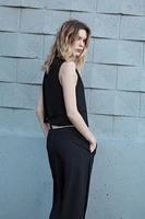 BUCKLE VEST