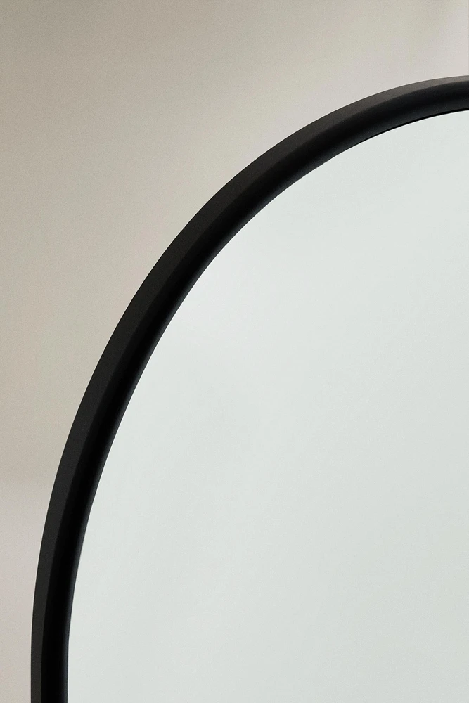 MIROIR SUR PIED CADRE ARRONDI