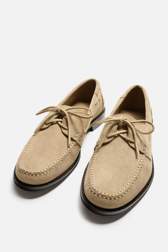 LEATHER BOAT SHOES