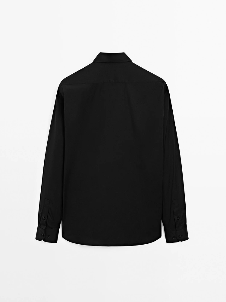 Slim fit stretch shirt