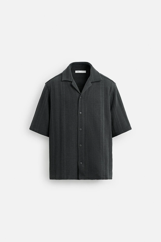 TEXTURED RELAXED FIT SHIRT