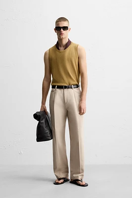PULL SANS MANCHES EN MAILLE