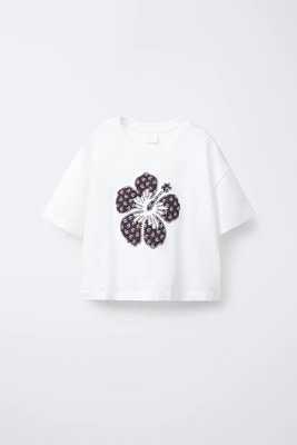 T-SHIRT À PIÈCE