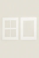 PICTURE FRAME WITH PASSE-PARTOUT
