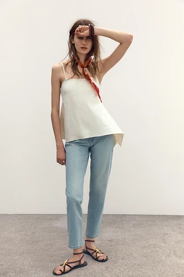 TOP PÉPLUM ASYMÉTRIQUE