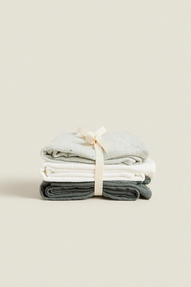 PACK OF CHILDREN’S MULTICOLORED MUSLIN CLOTHS (PACK 3)