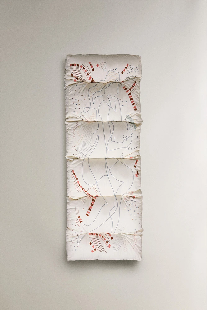 EMBROIDERED COTTON TOPPER