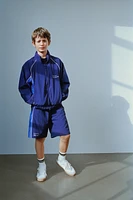 WATER REPELLENT TEXT PRINT HOODED RAINCOAT