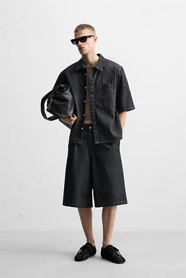 PLEATED WIDE LEG BERMUDA SHORTS