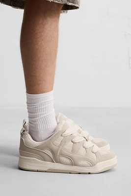 MAXI LACE-UP SNEAKERS