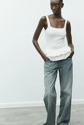 PUFF SLEEVE TOP