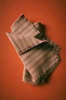SET OF STRIPED COTTON NAPKINS WITH FRINGING