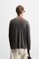 T-SHIRT À RAYURES