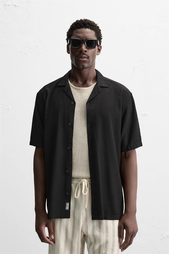 RELAXED FIT FLOWY SHIRT
