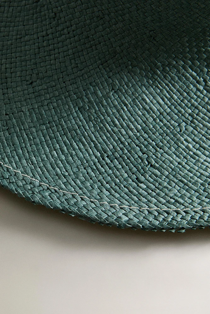 CHILDREN’S PAPER BEACH HAT