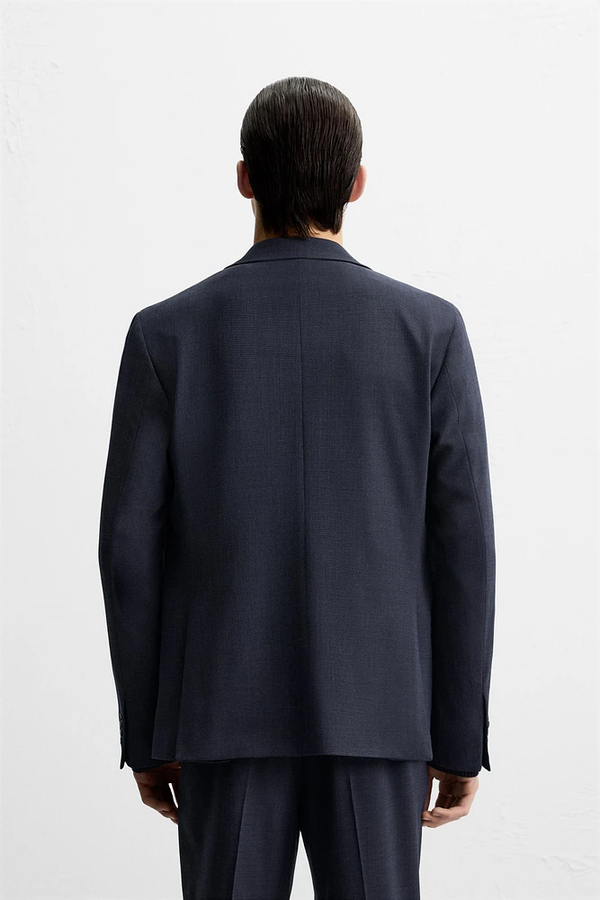TEXTURED SUIT BLAZER