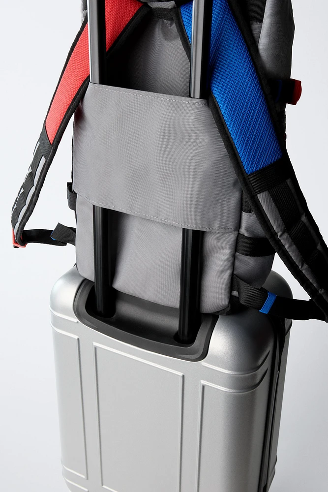 SAC À DOS DE VOYAGE © NASA