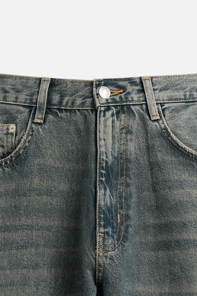 BAGGY FIT JEANS WITH SEAMS