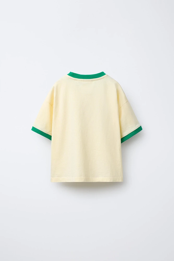 CONTRAST TRIM TEXT T-SHIRT