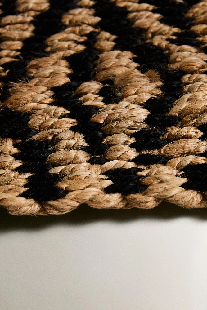 DIAMONDS JUTE AREA RUG