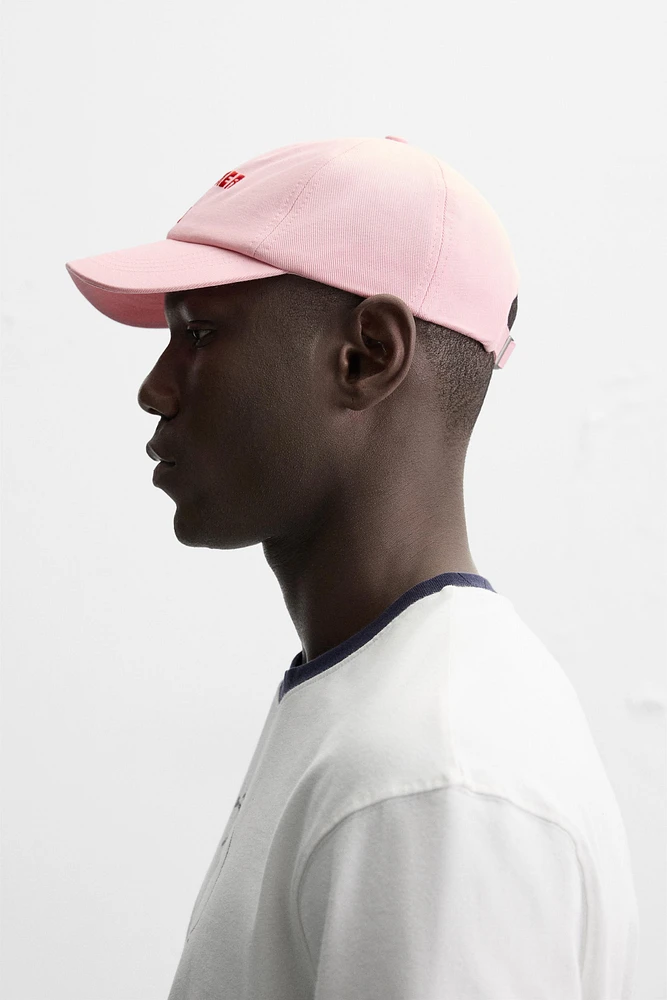 EMBROIDERED TEXT CAP