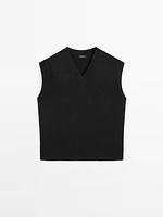 V-neck knit vest