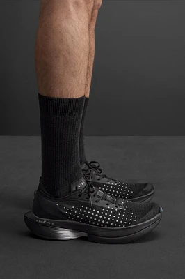 LONG DISTANCE RUNNING SNEAKERS